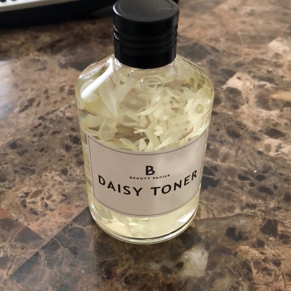 toner daisy